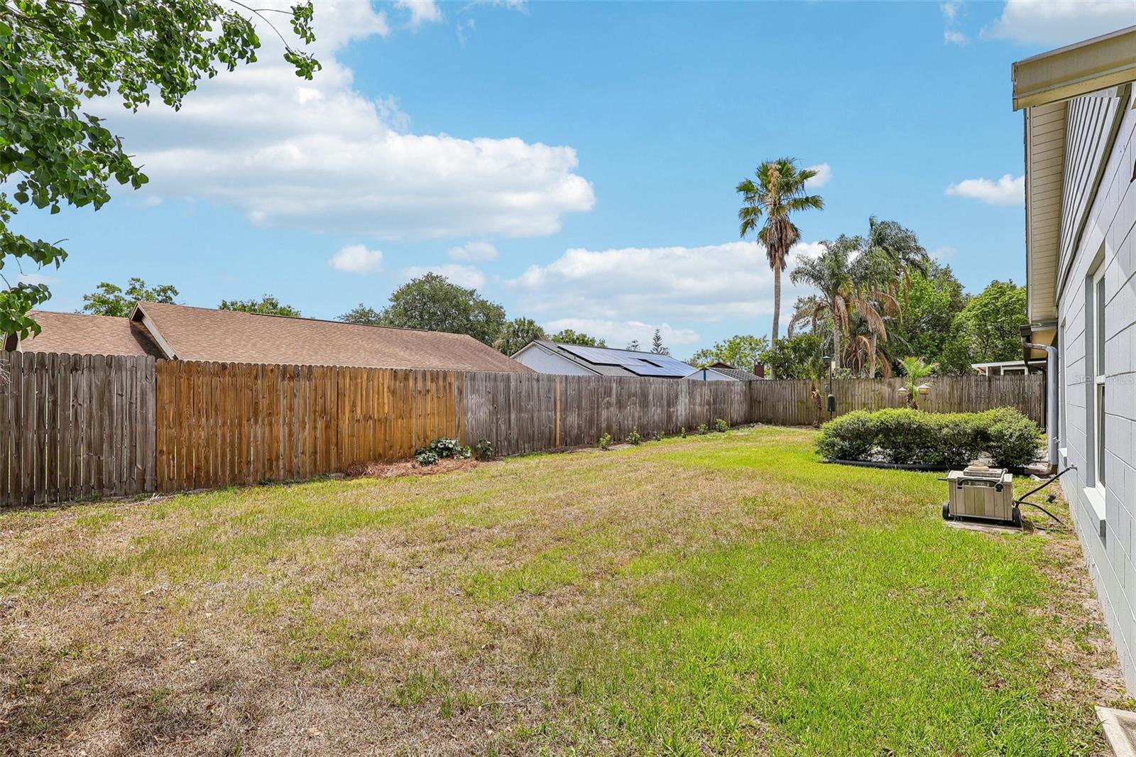 HUNTERS TRACE - Residential