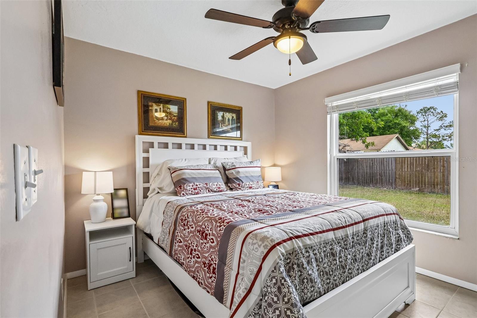 HUNTERS TRACE - Residential