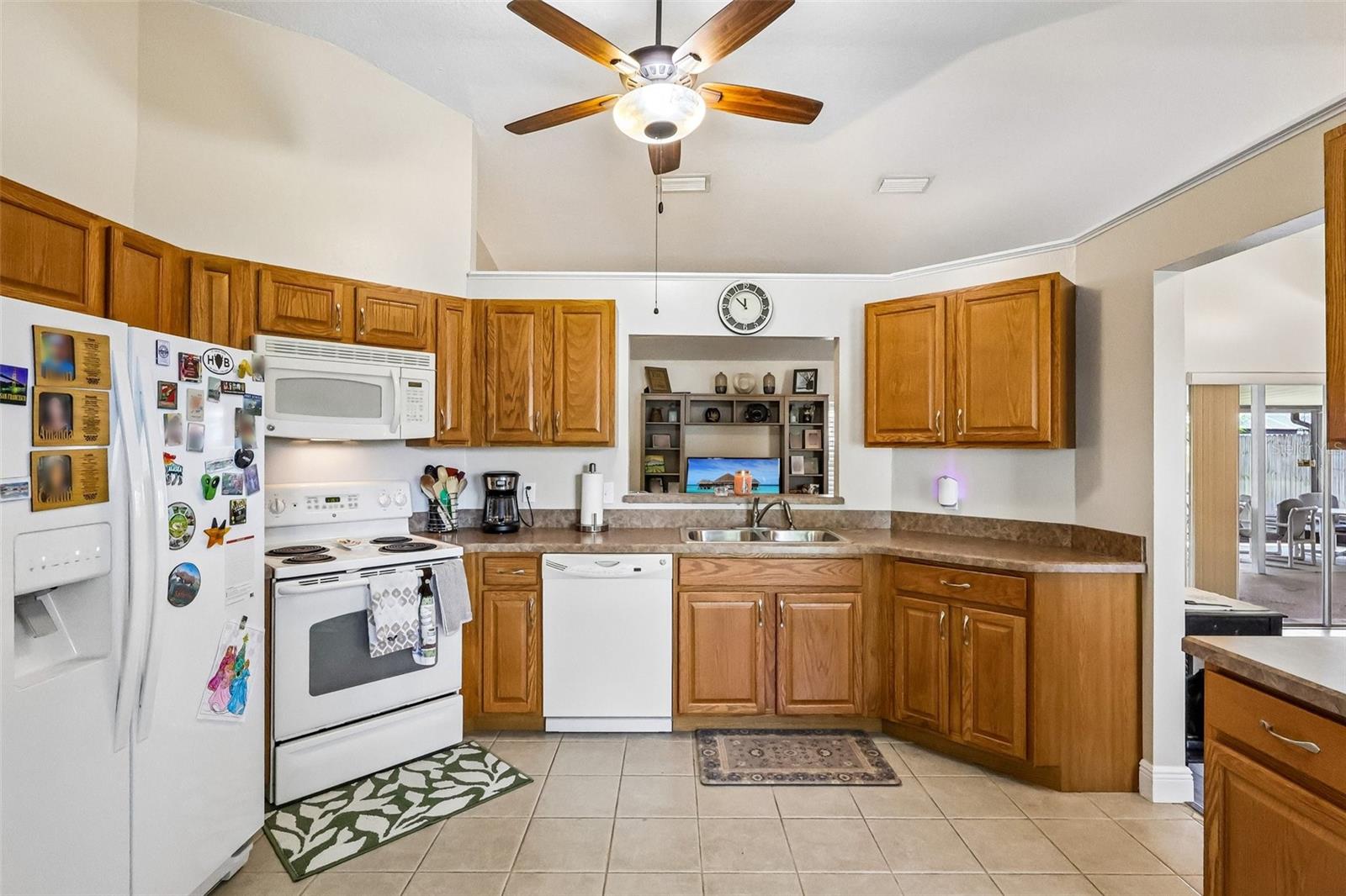 HUNTERS TRACE - Residential