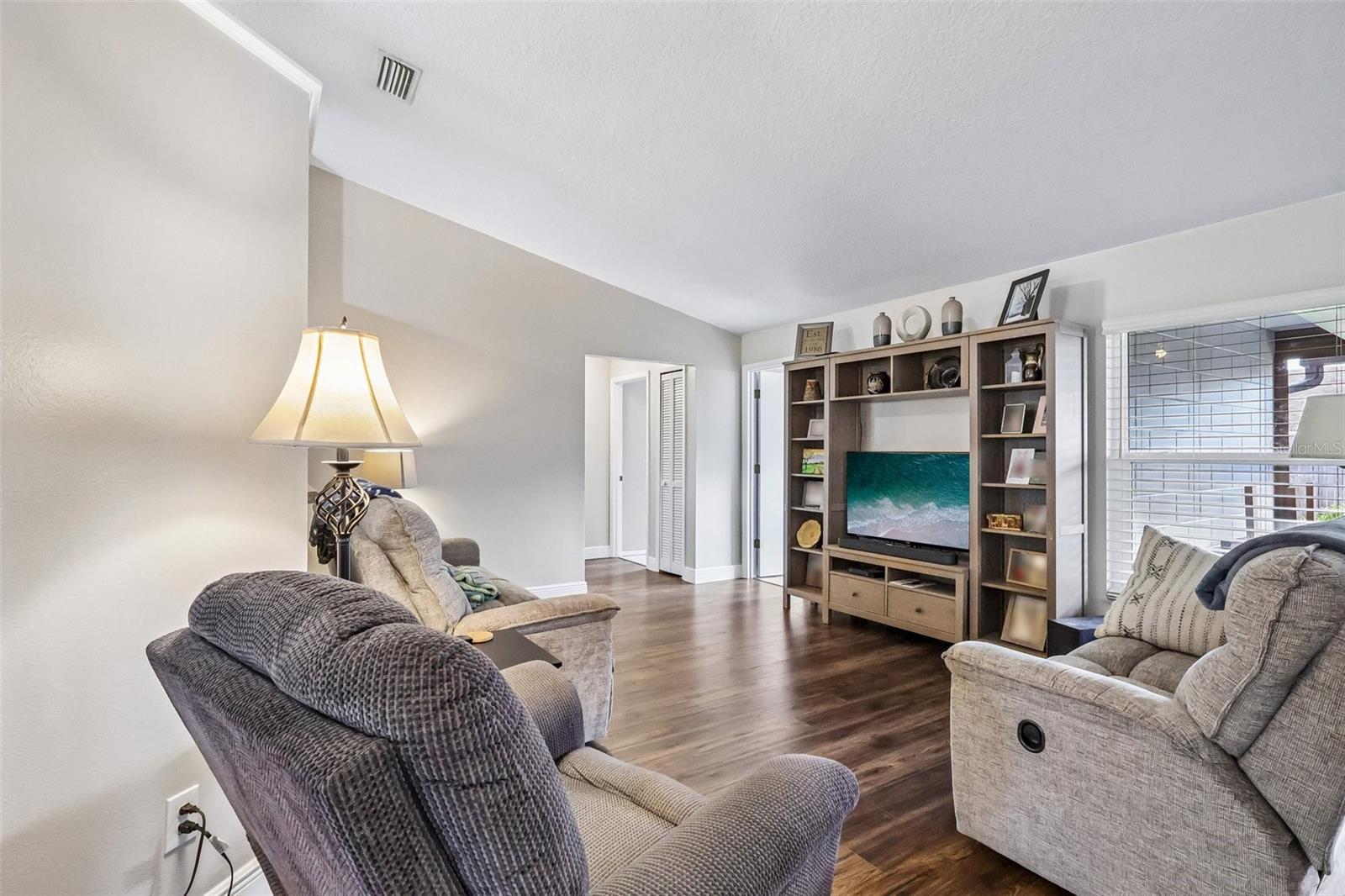 HUNTERS TRACE - Residential