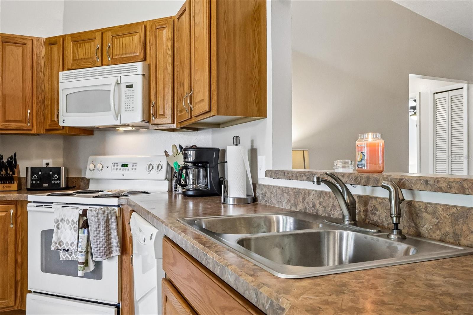HUNTERS TRACE - Residential