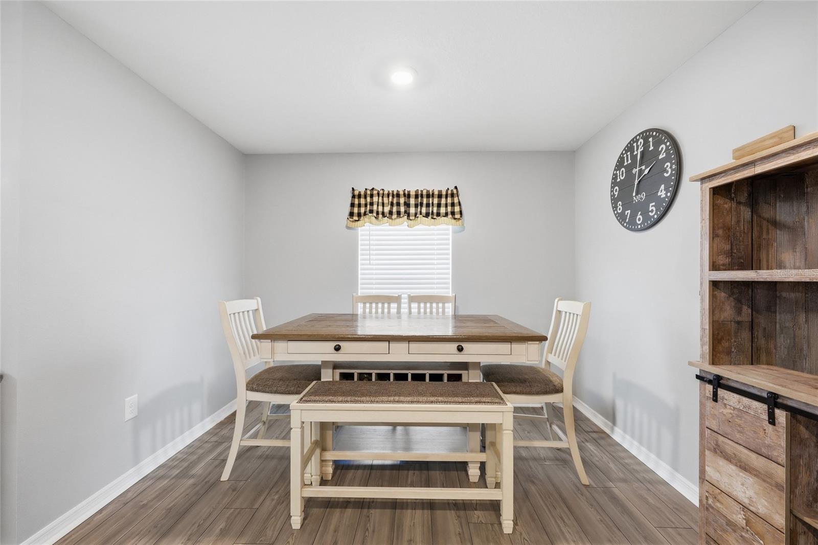 RIDGE/SWAN LAKE - Residential