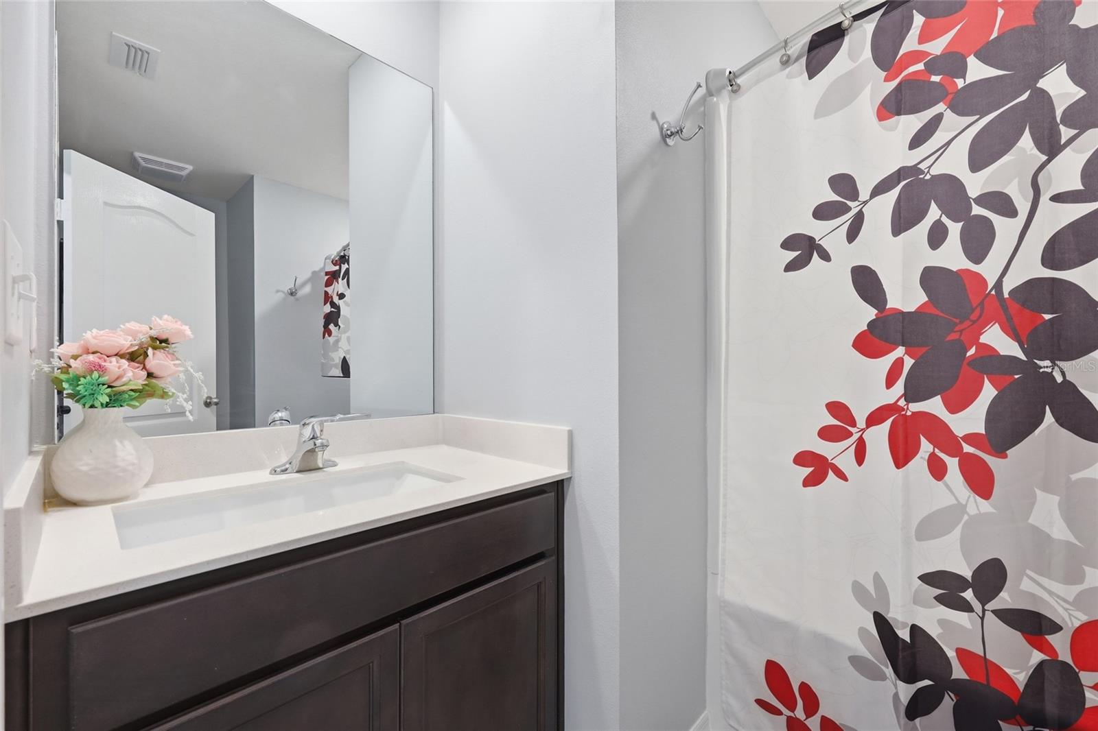 RIDGE/SWAN LAKE - Residential