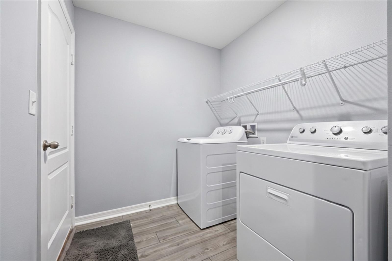 RIDGE/SWAN LAKE - Residential