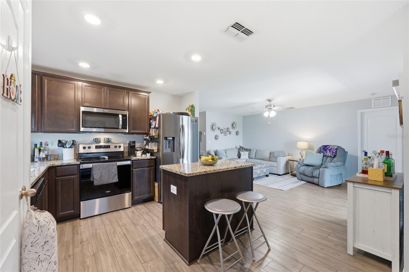 RIDGE/SWAN LAKE - Residential