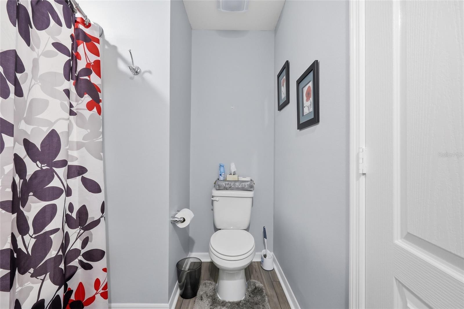 RIDGE/SWAN LAKE - Residential