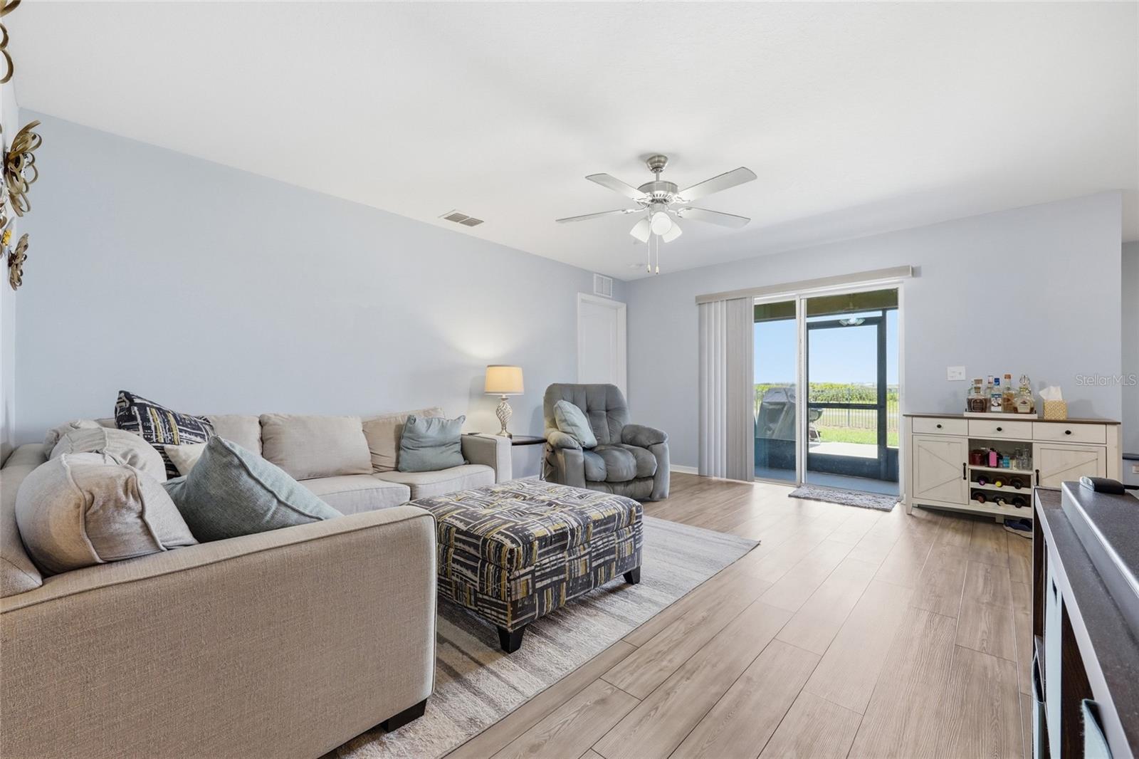 RIDGE/SWAN LAKE - Residential