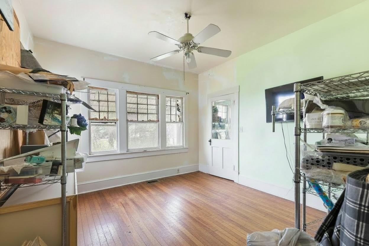 TRACY TERRACE - Residential