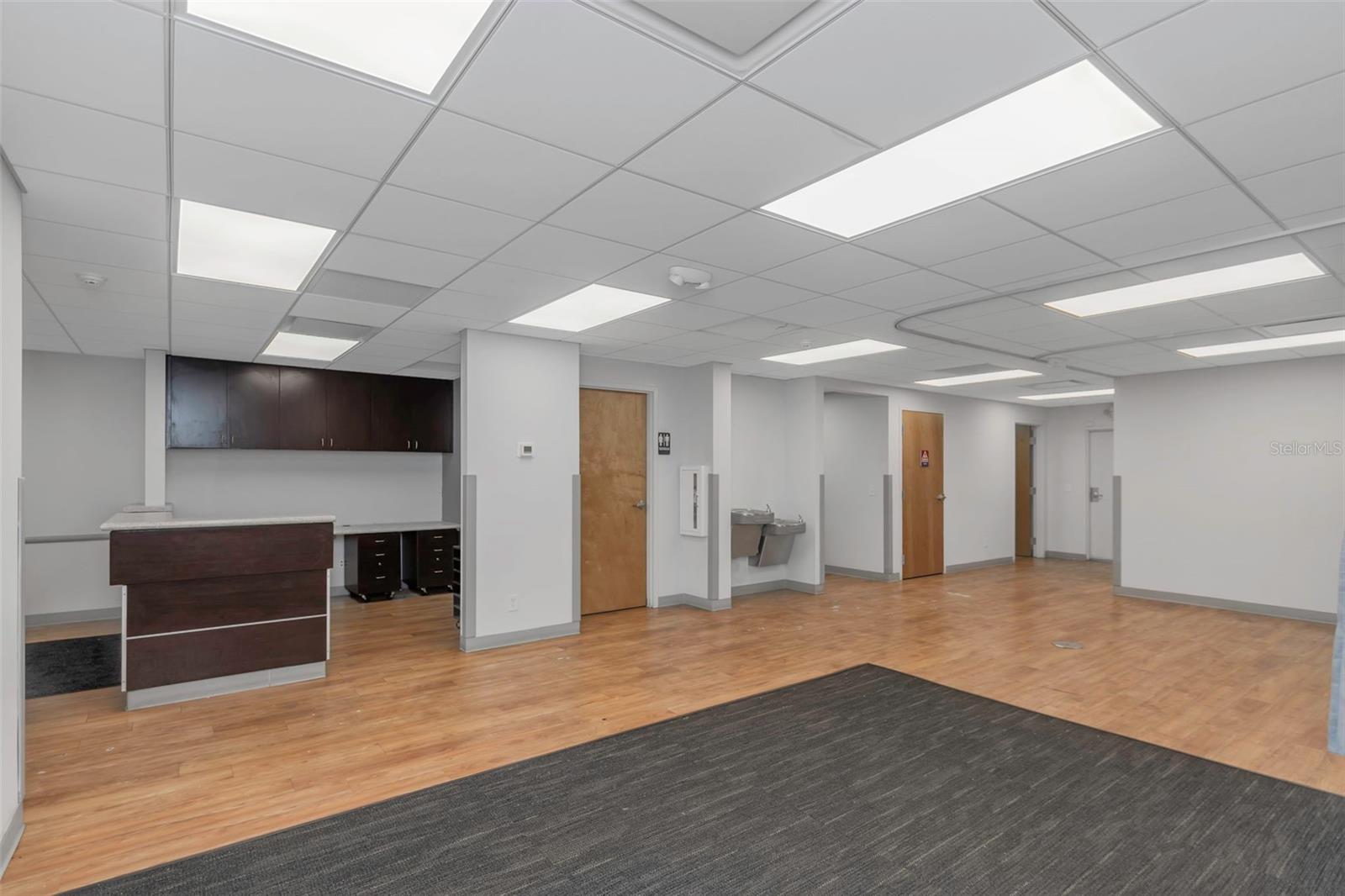 TEMPLE TERRACES - Commercial Lease