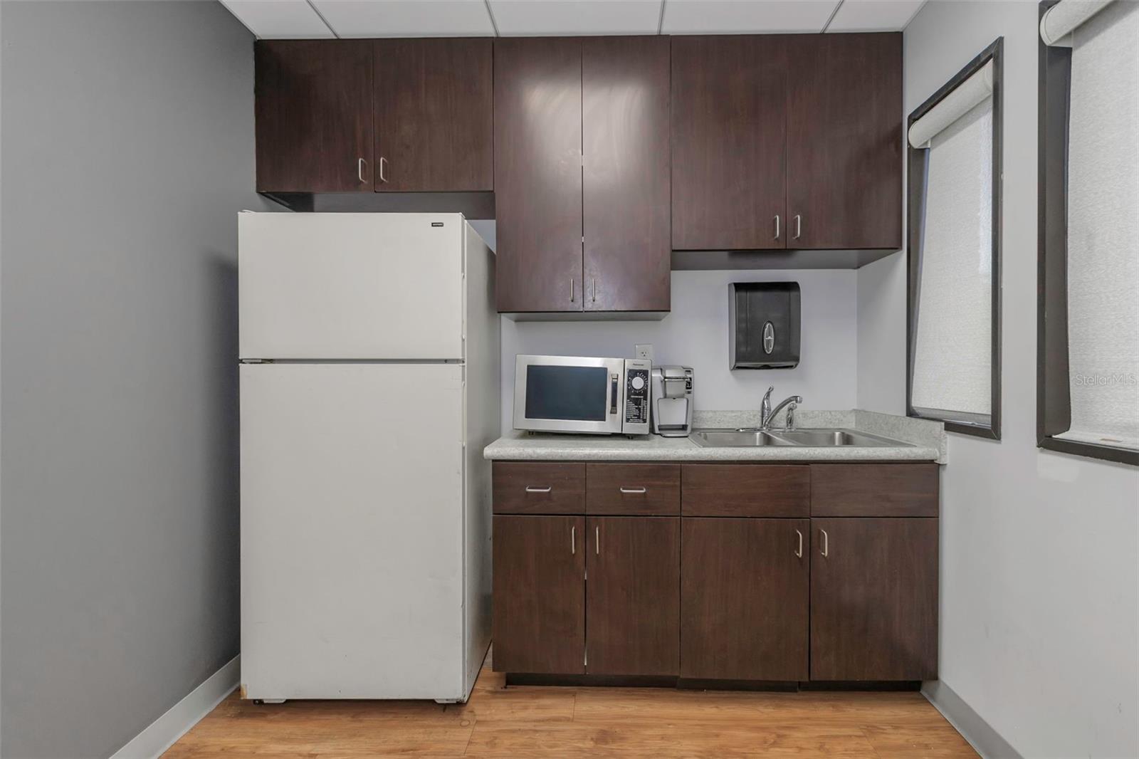 TEMPLE TERRACES - Commercial Lease