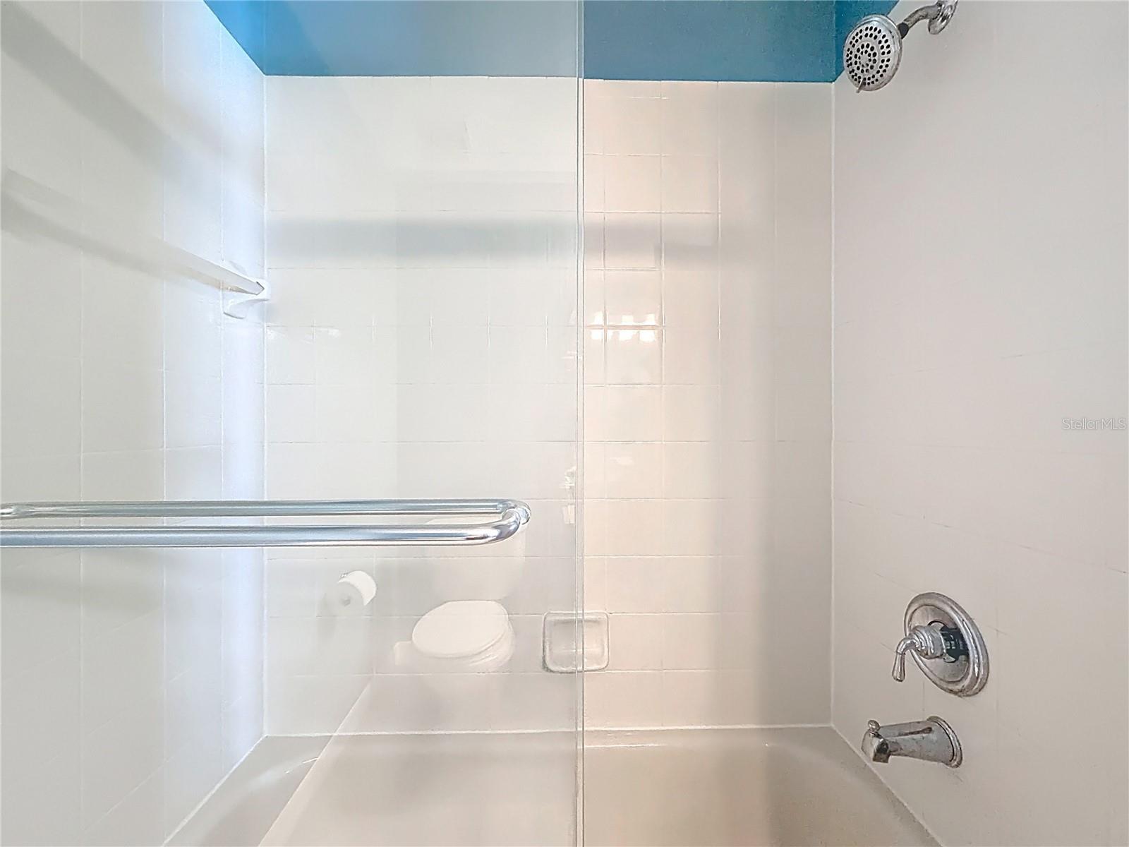 GLENMUIR 48 39 - Residential