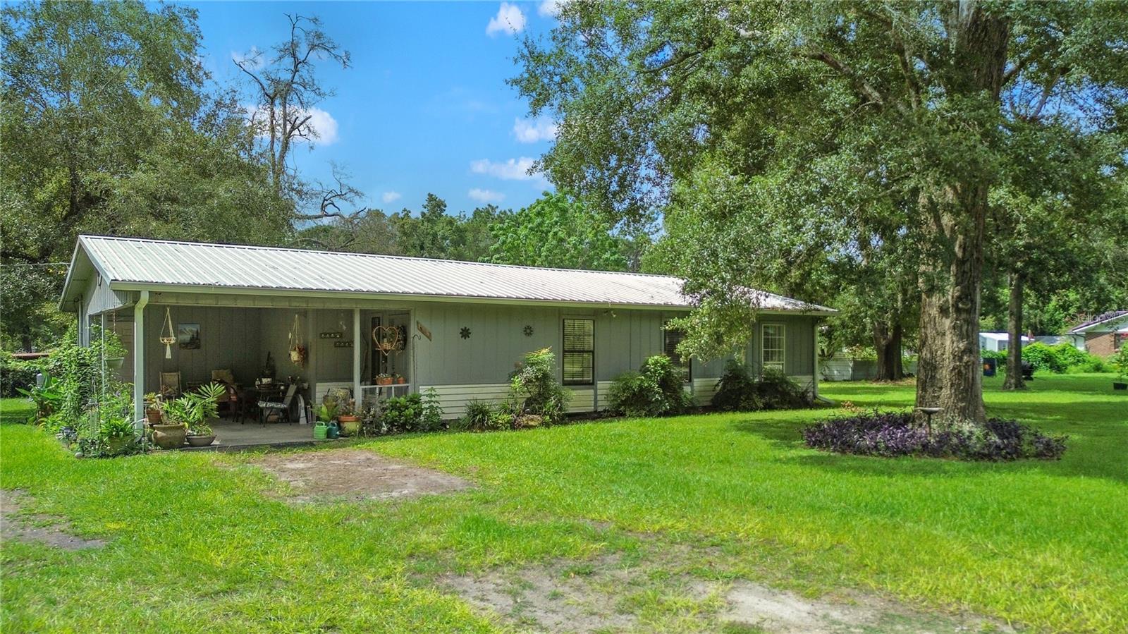 Casas a venda 4 - Jen Dantas 188 SW COLISEUM PLACE