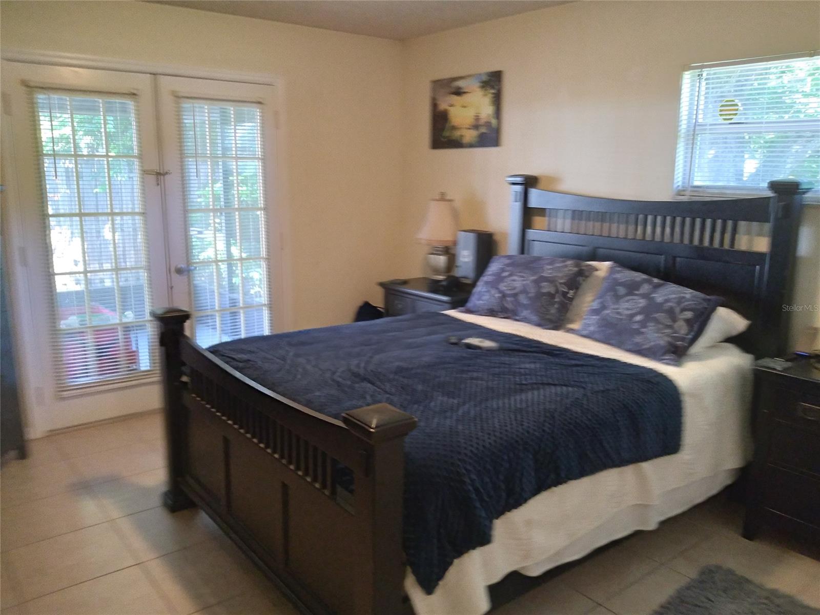 Gas Lite Square - Residential