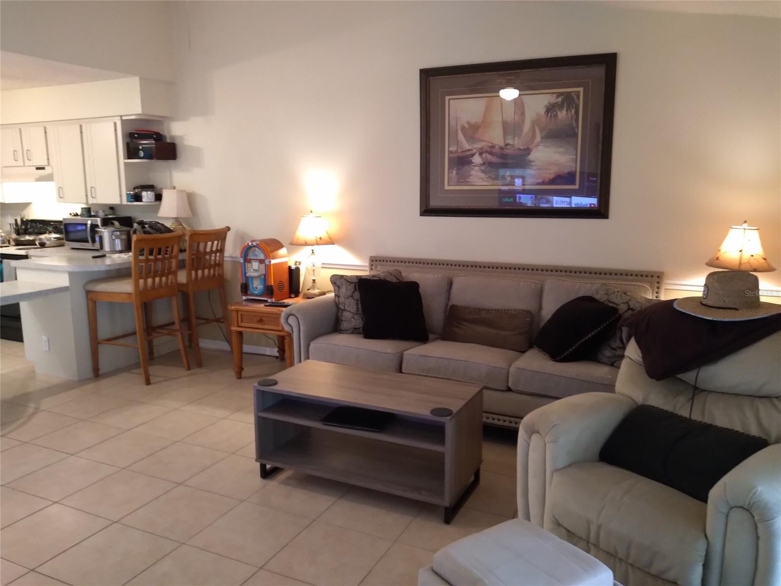 Gas Lite Square - Residential