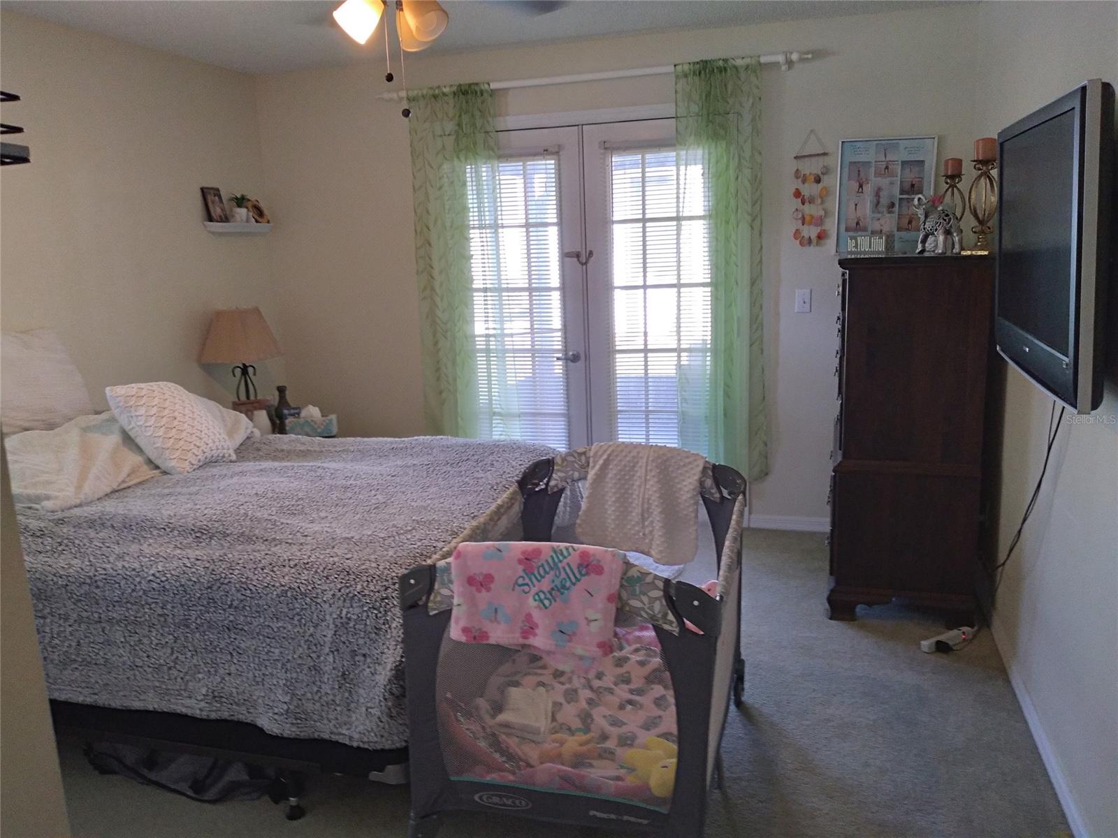 Gas Lite Square - Residential