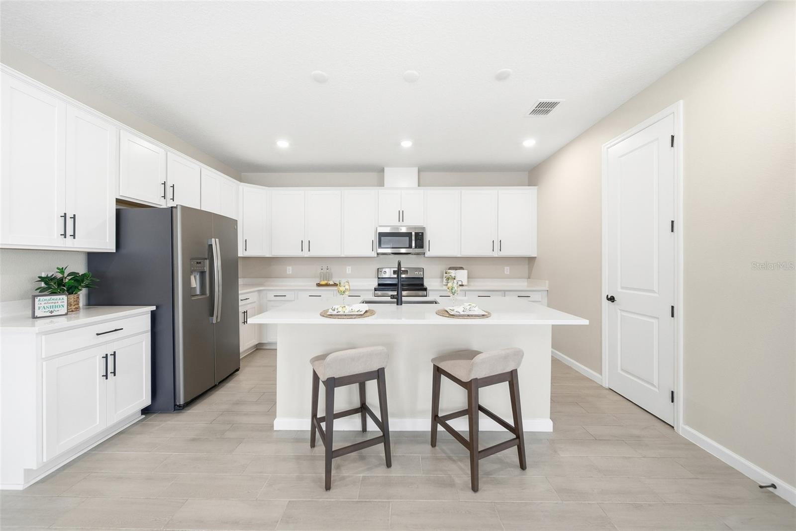 SEASONS/HILLTOP - Residential