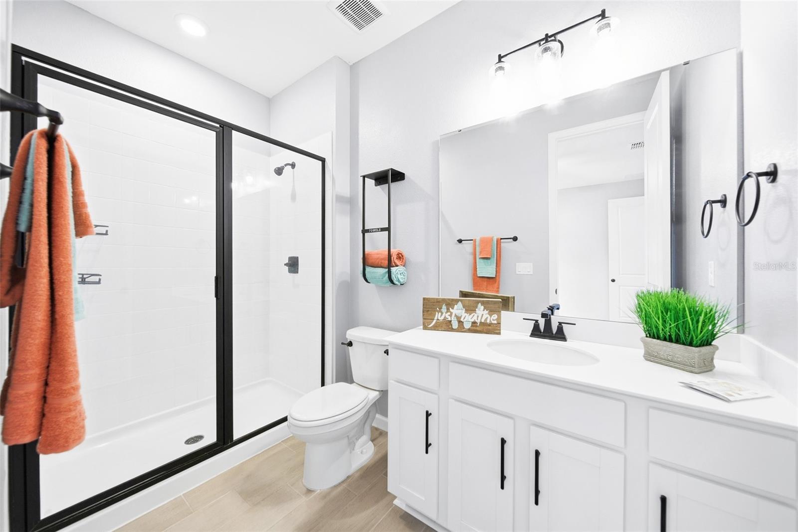 SEASONS/HILLTOP - Residential