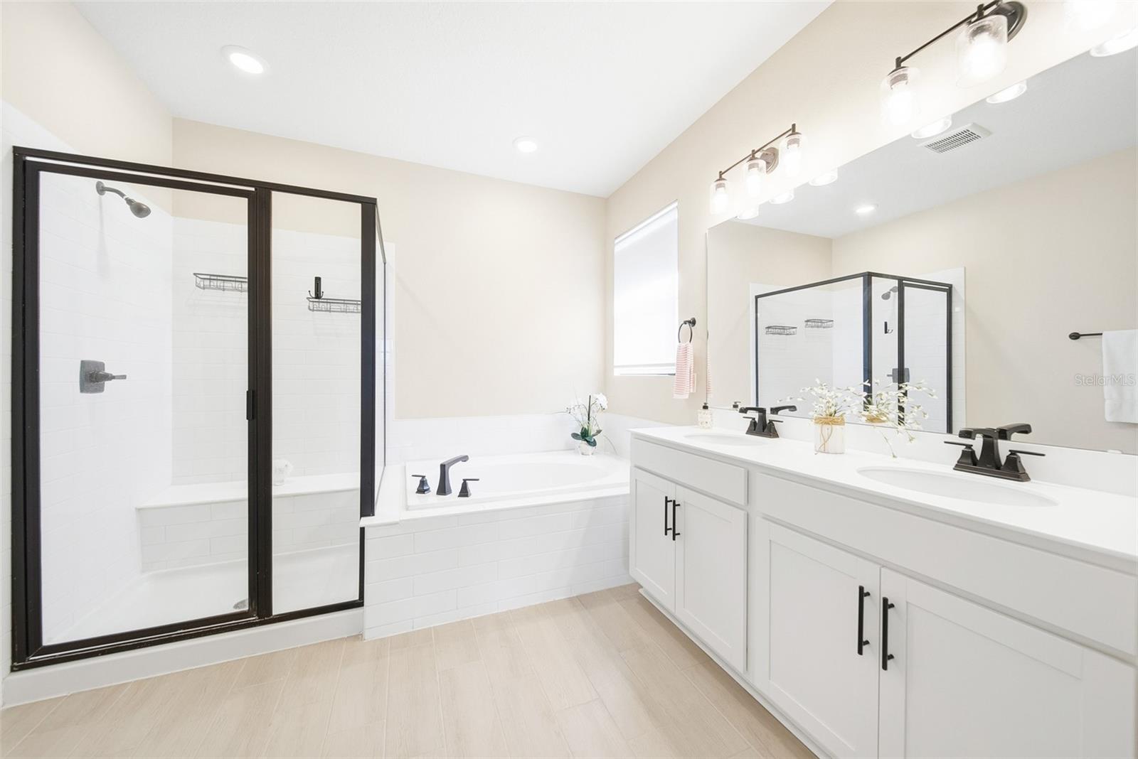 SEASONS/HILLTOP - Residential