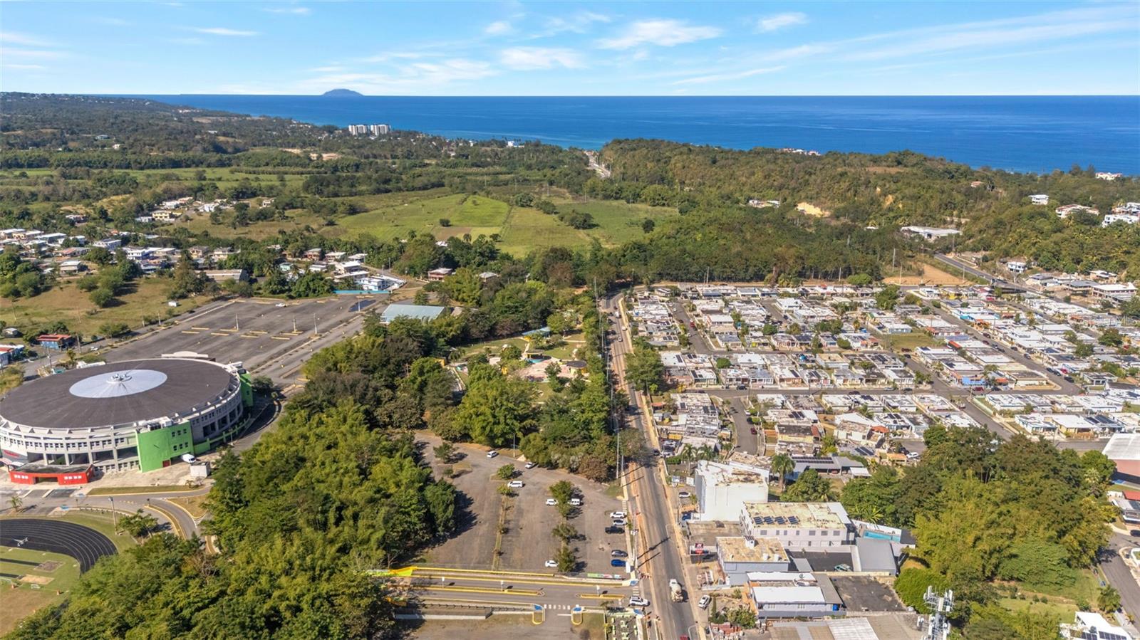 2 BUSINESSES/ 2 APTS - CARR 115 KM 19.8 INT (AVENIDA NATIVO ALERS)