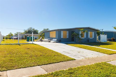 A home in PORT CHARLOTTE