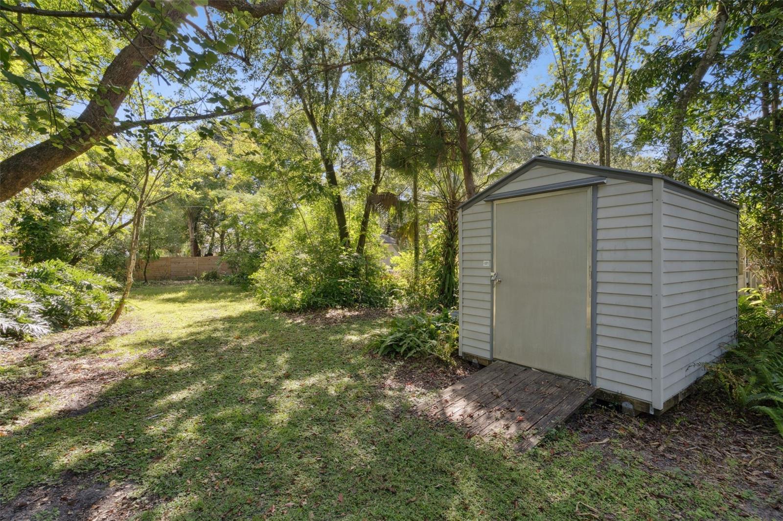 FRANKLIN TERRACE - Residential Lease