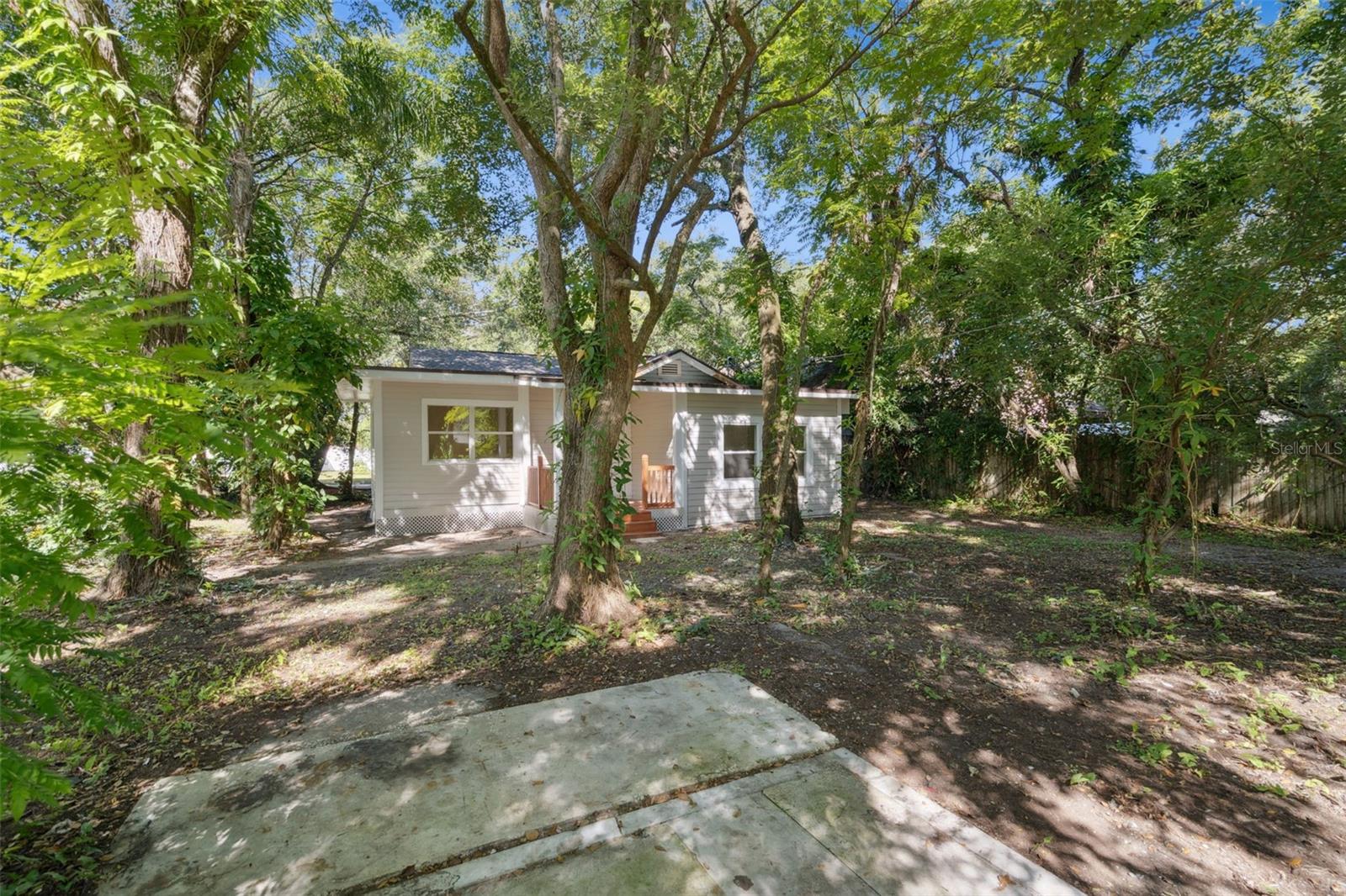 FRANKLIN TERRACE - Residential Lease