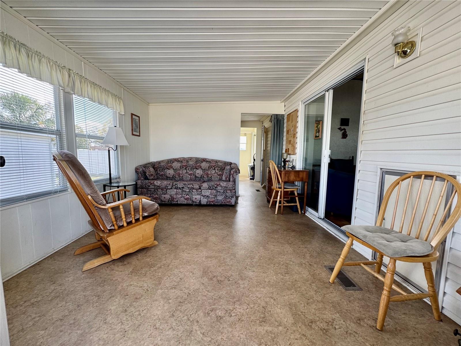 AMERICAN CONDOMINIMUM PARKS-ZEPHYRHILLS - Residential