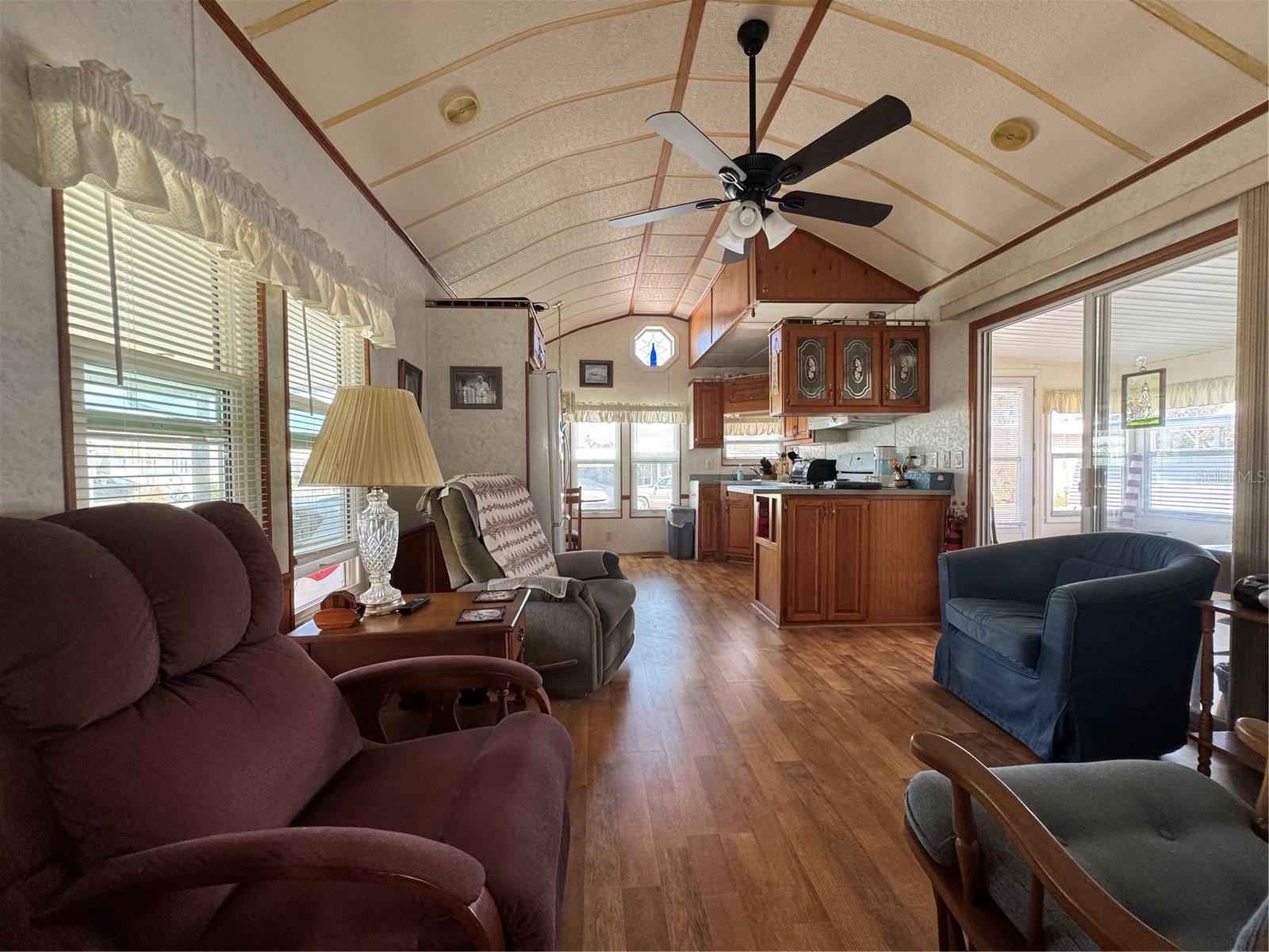 AMERICAN CONDOMINIMUM PARKS-ZEPHYRHILLS - Residential