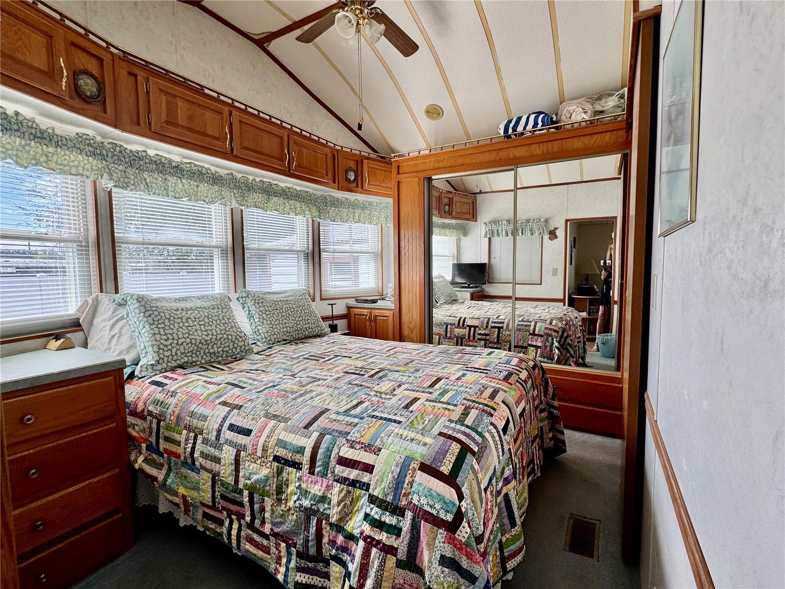 AMERICAN CONDOMINIMUM PARKS-ZEPHYRHILLS - Residential