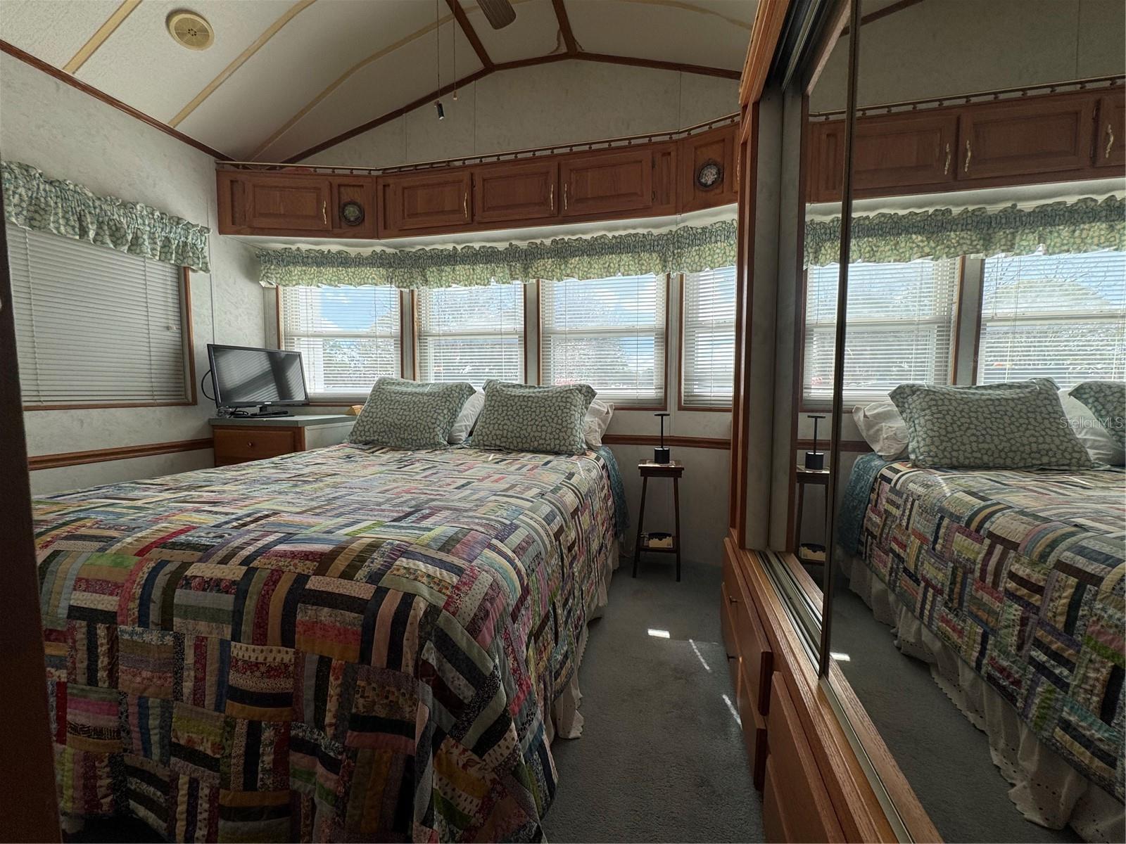 AMERICAN CONDOMINIMUM PARKS-ZEPHYRHILLS - Residential