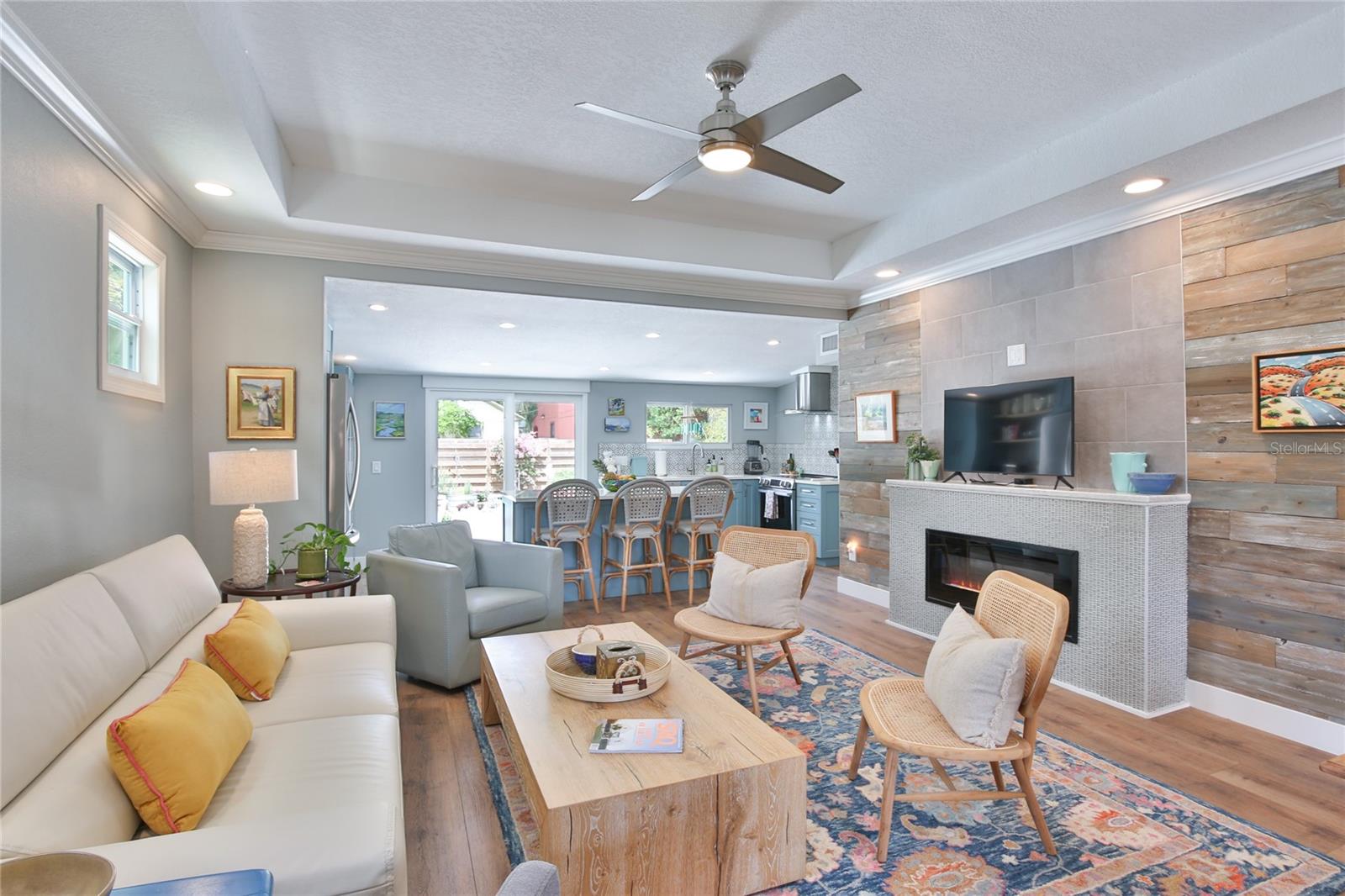 PETROUTSA BROTHERS SUB - Residential