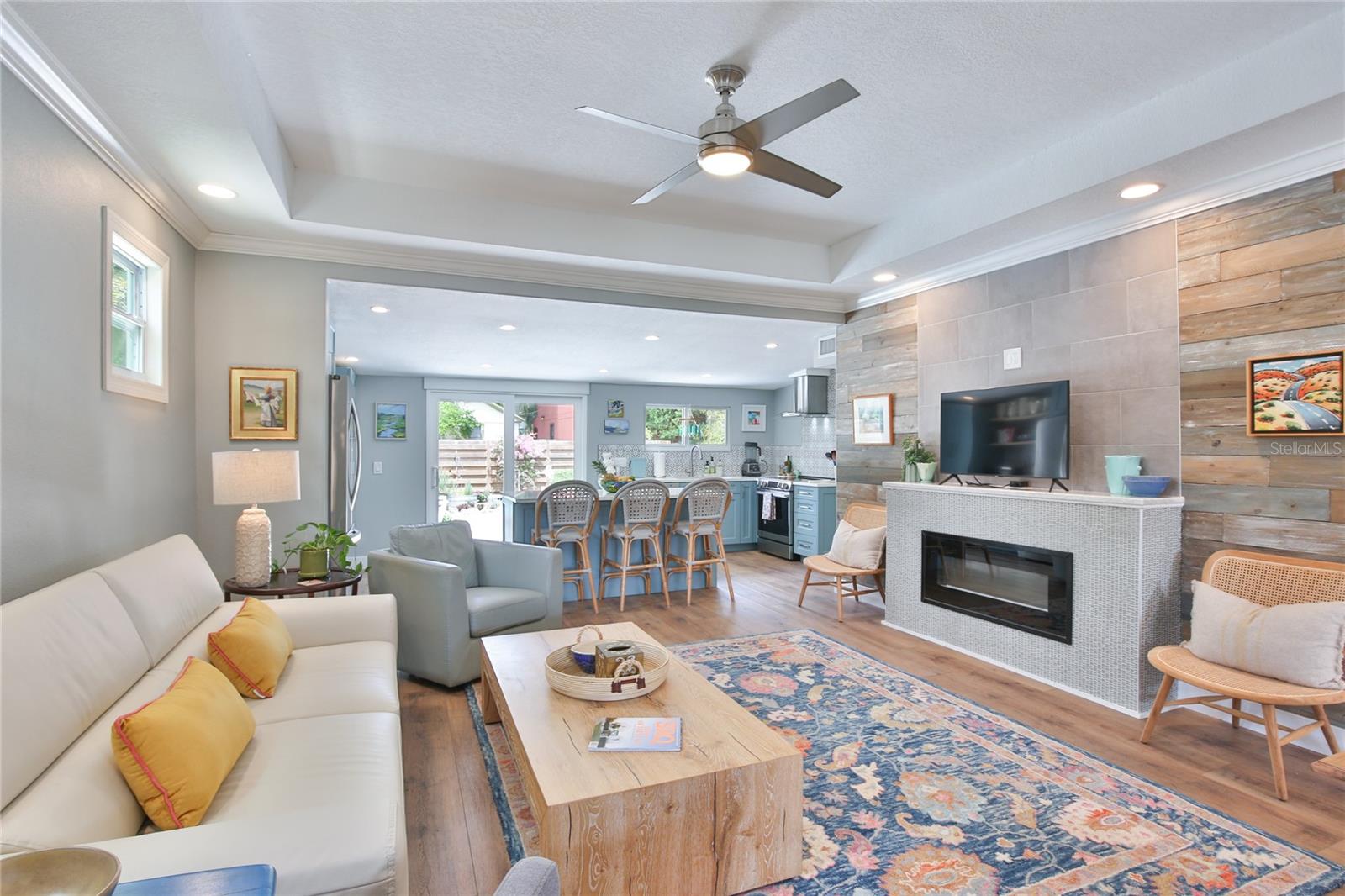 PETROUTSA BROTHERS SUB - Residential