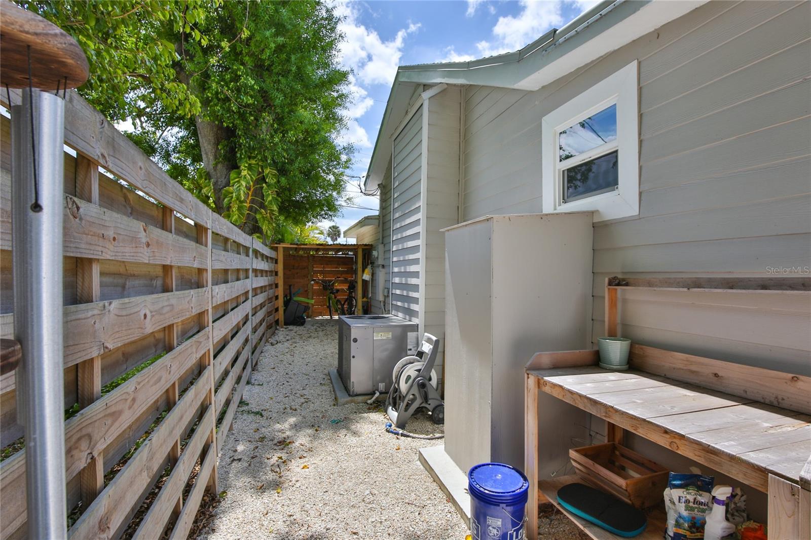 PETROUTSA BROTHERS SUB - Residential