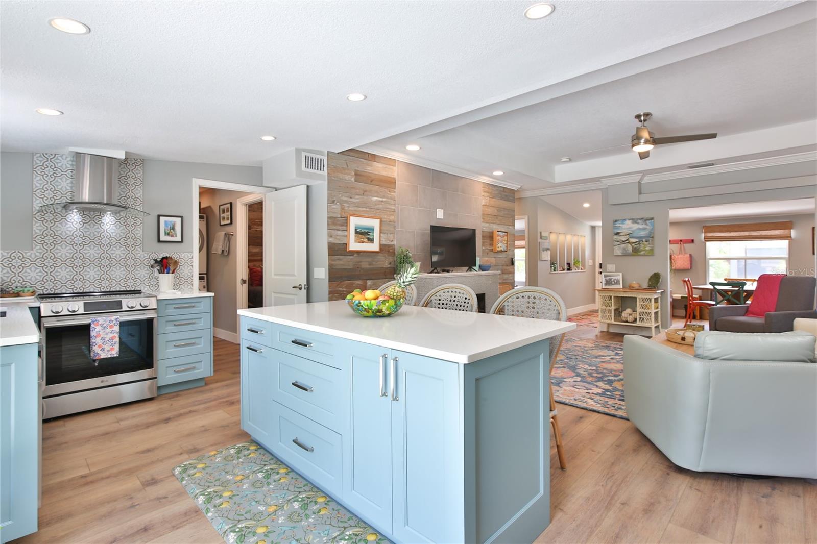 PETROUTSA BROTHERS SUB - Residential