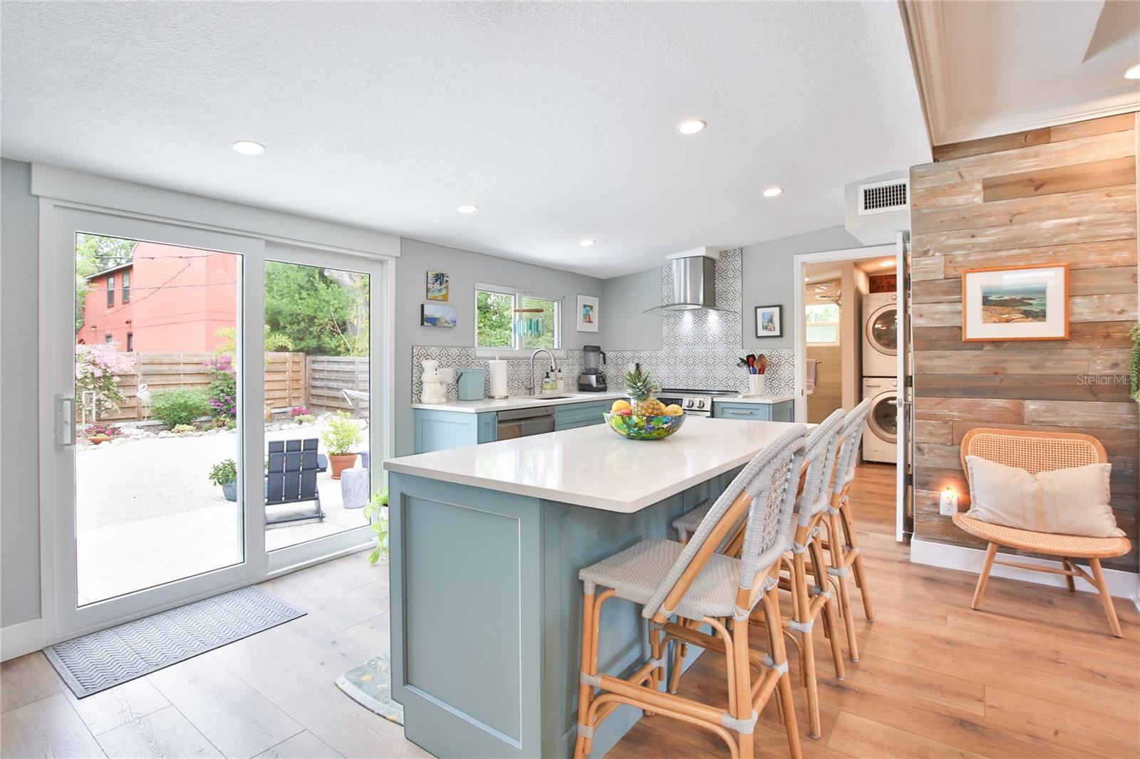 PETROUTSA BROTHERS SUB - Residential