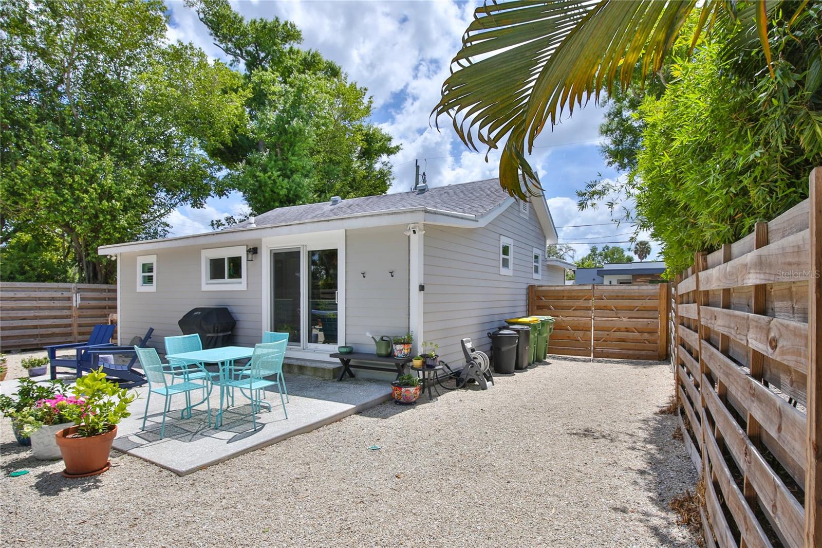 PETROUTSA BROTHERS SUB - Residential