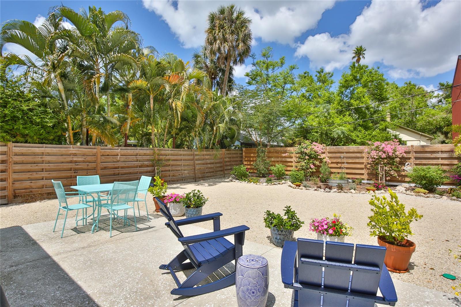 PETROUTSA BROTHERS SUB - Residential