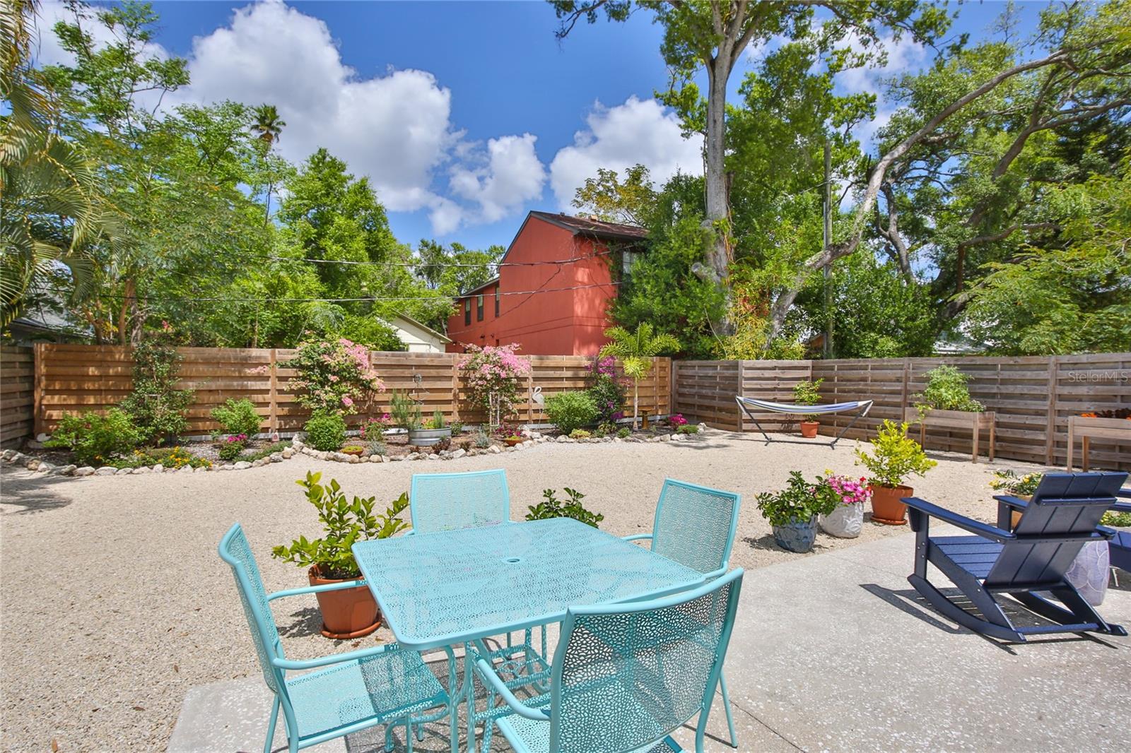 PETROUTSA BROTHERS SUB - Residential