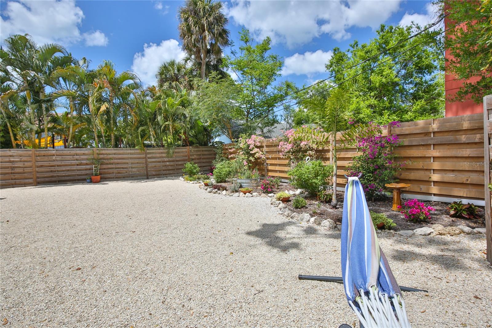 PETROUTSA BROTHERS SUB - Residential