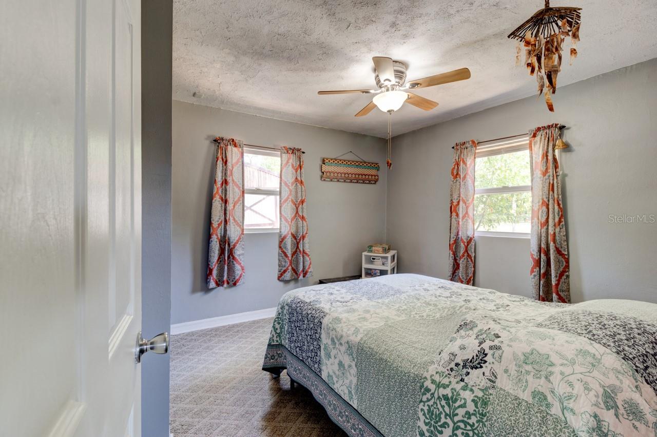 Lake Helen Blk 102 - Residential