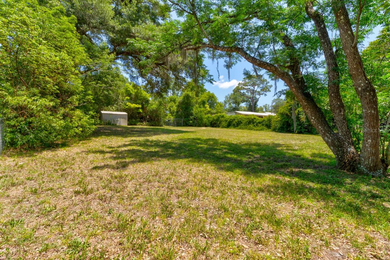 Lake Helen Blk 102 - Residential