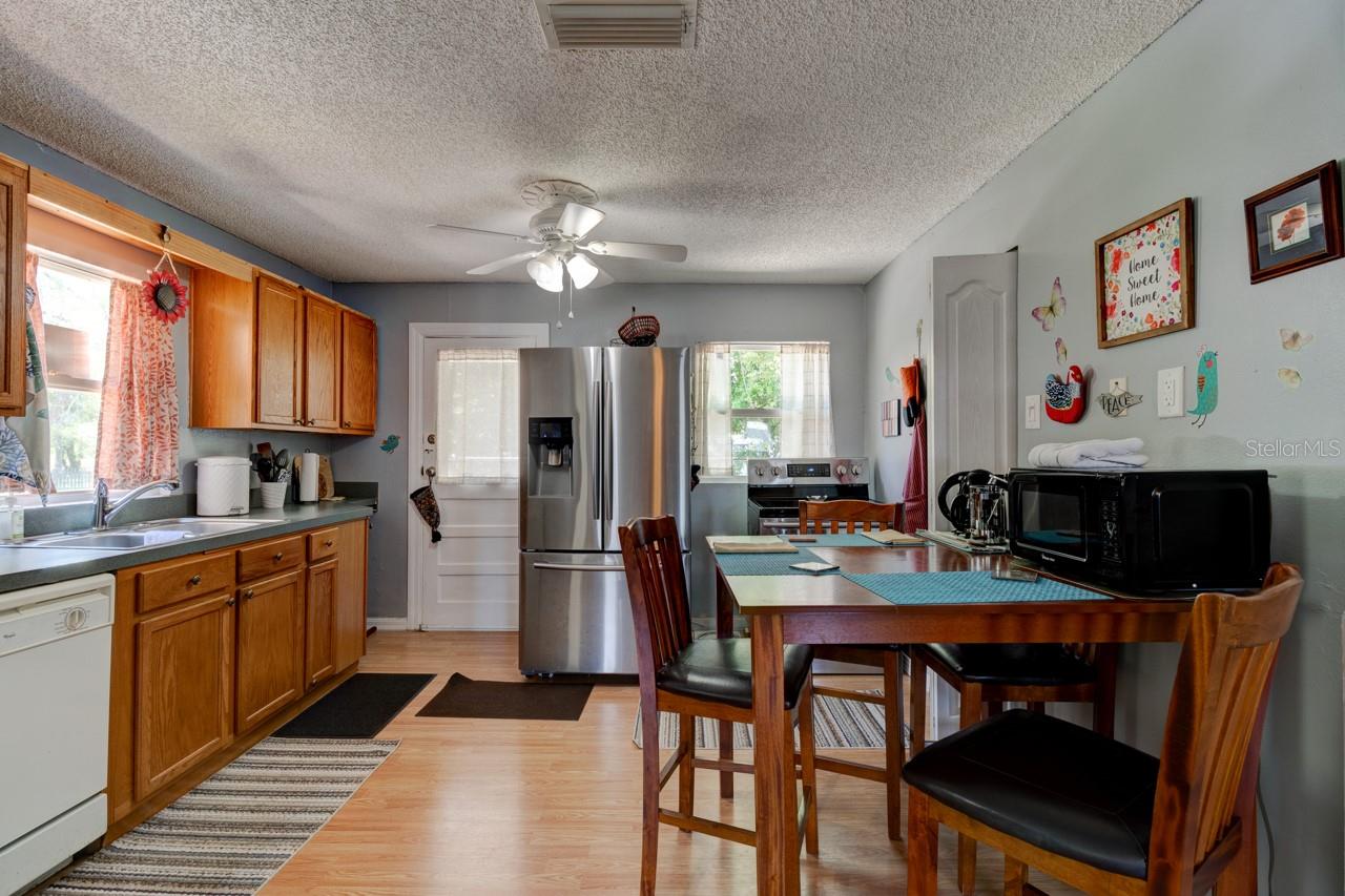 Lake Helen Blk 102 - Residential