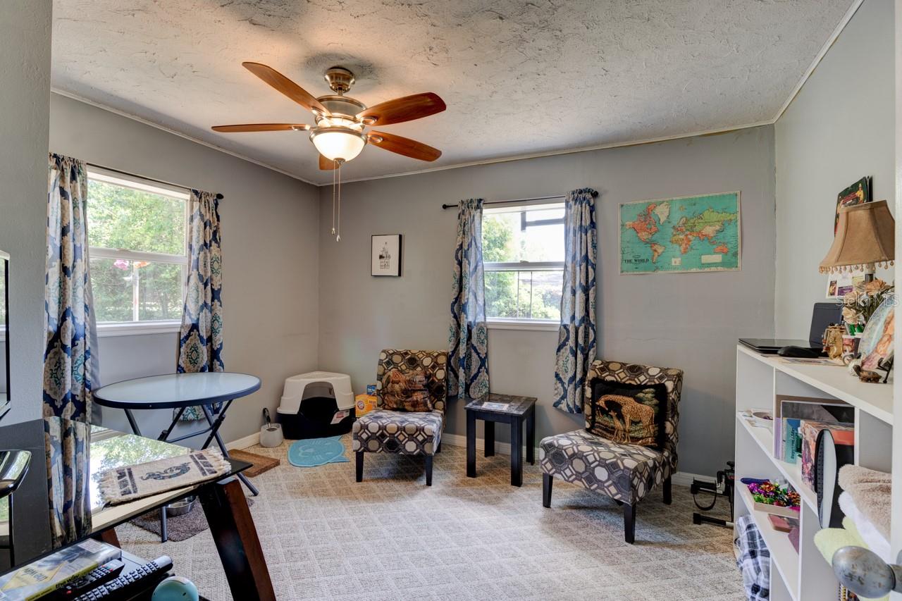 Lake Helen Blk 102 - Residential