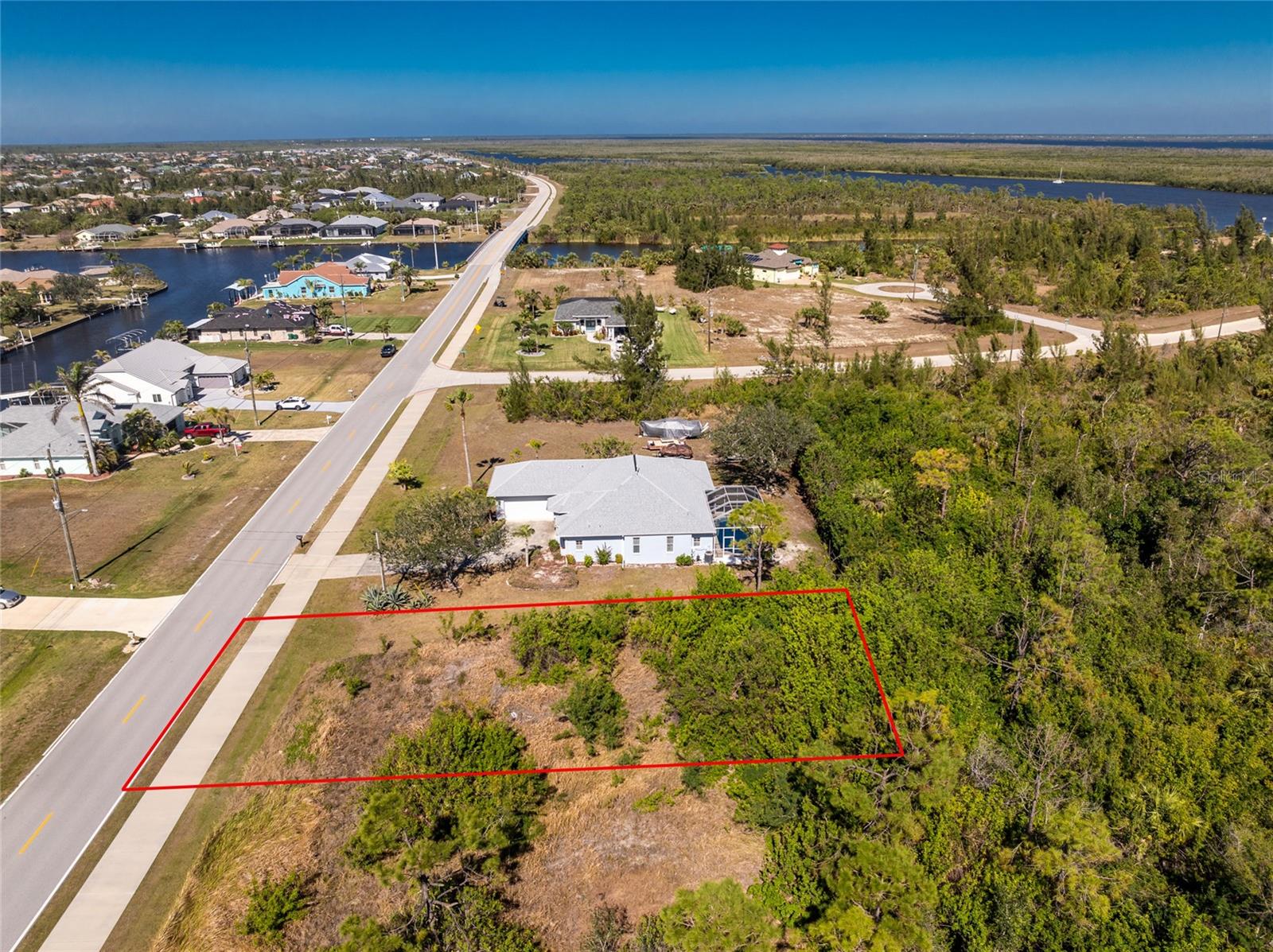 PORT CHARLOTTE SEC 94 01 - Land