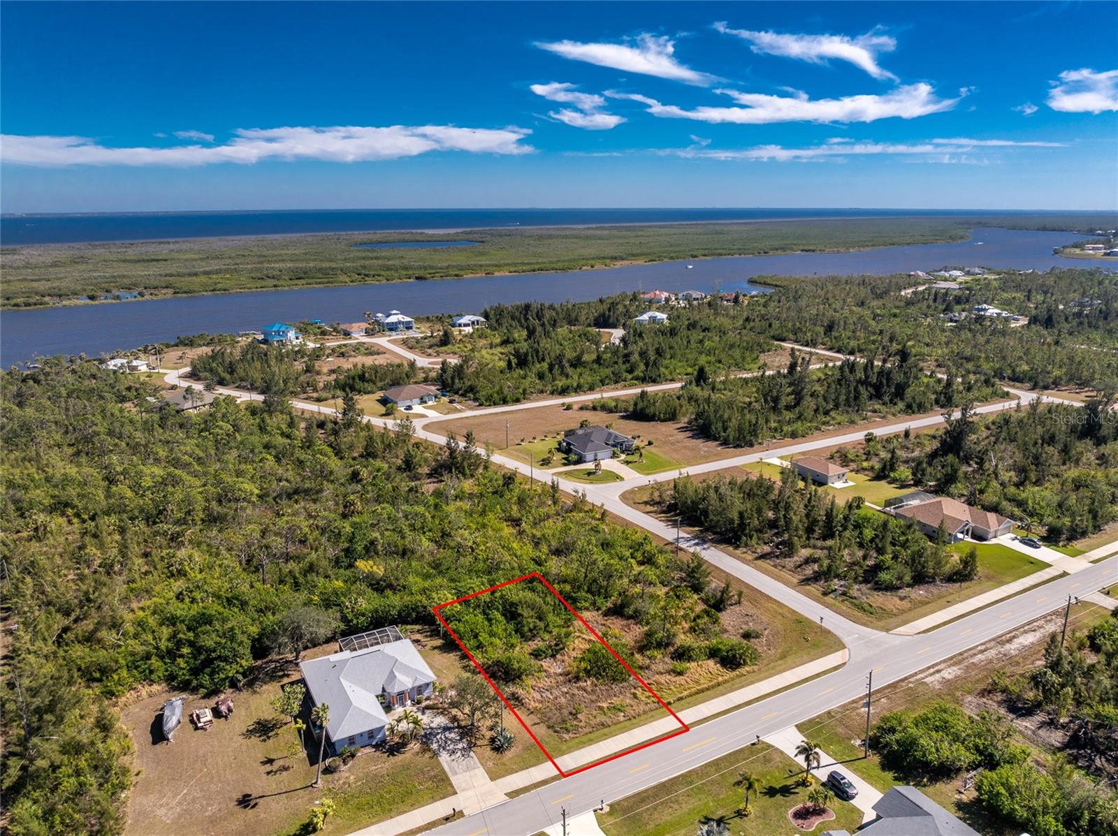 PORT CHARLOTTE SEC 94 01 - Land