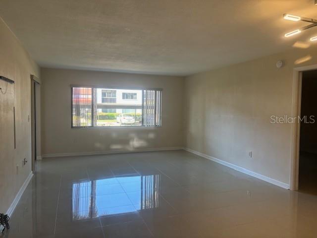 2593 COUNTRYSIDE BOULEVARD 7103
