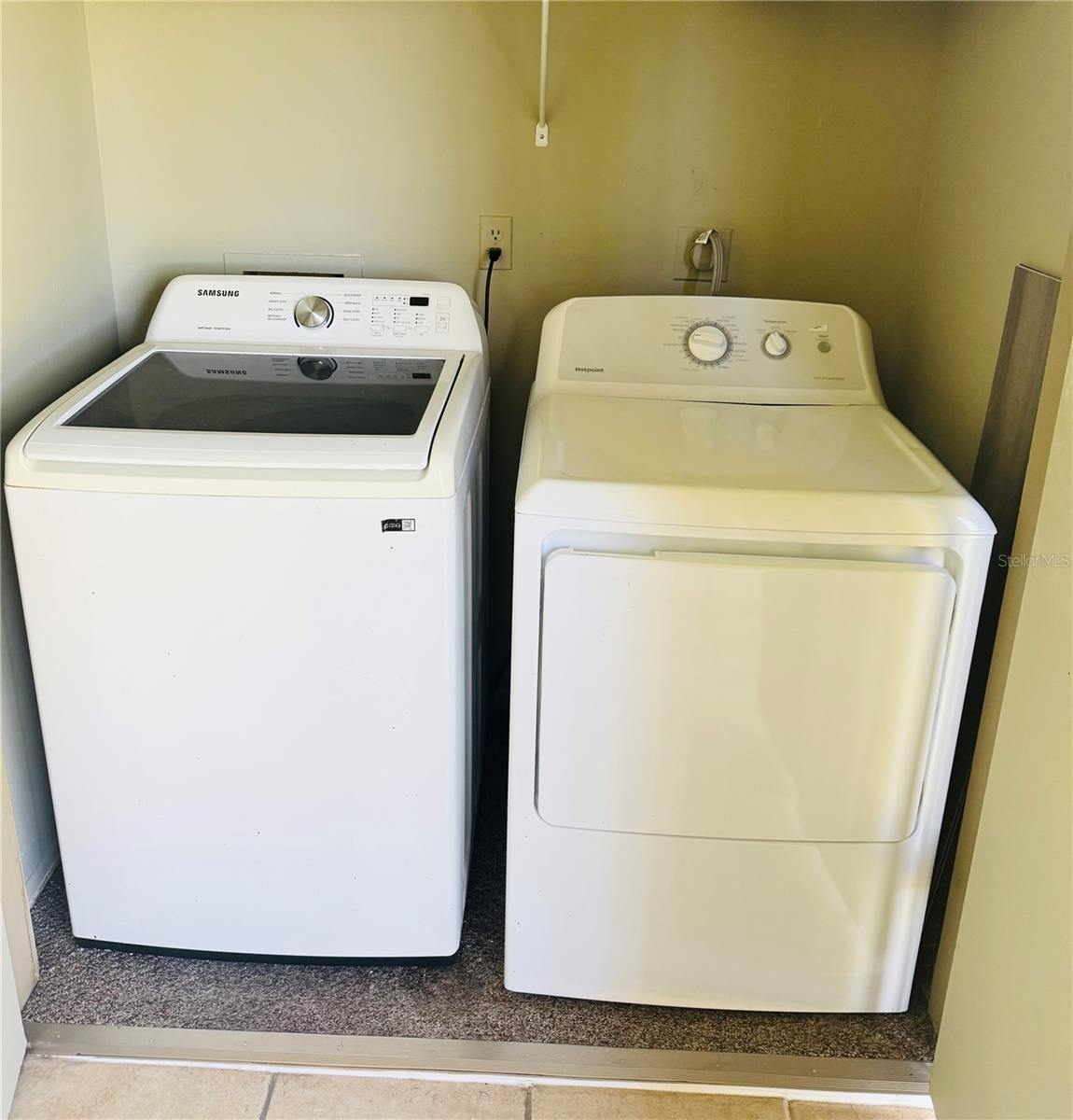 MEADOWS CONDO AT EAST LAKE WOODLANDS - Residential Lease