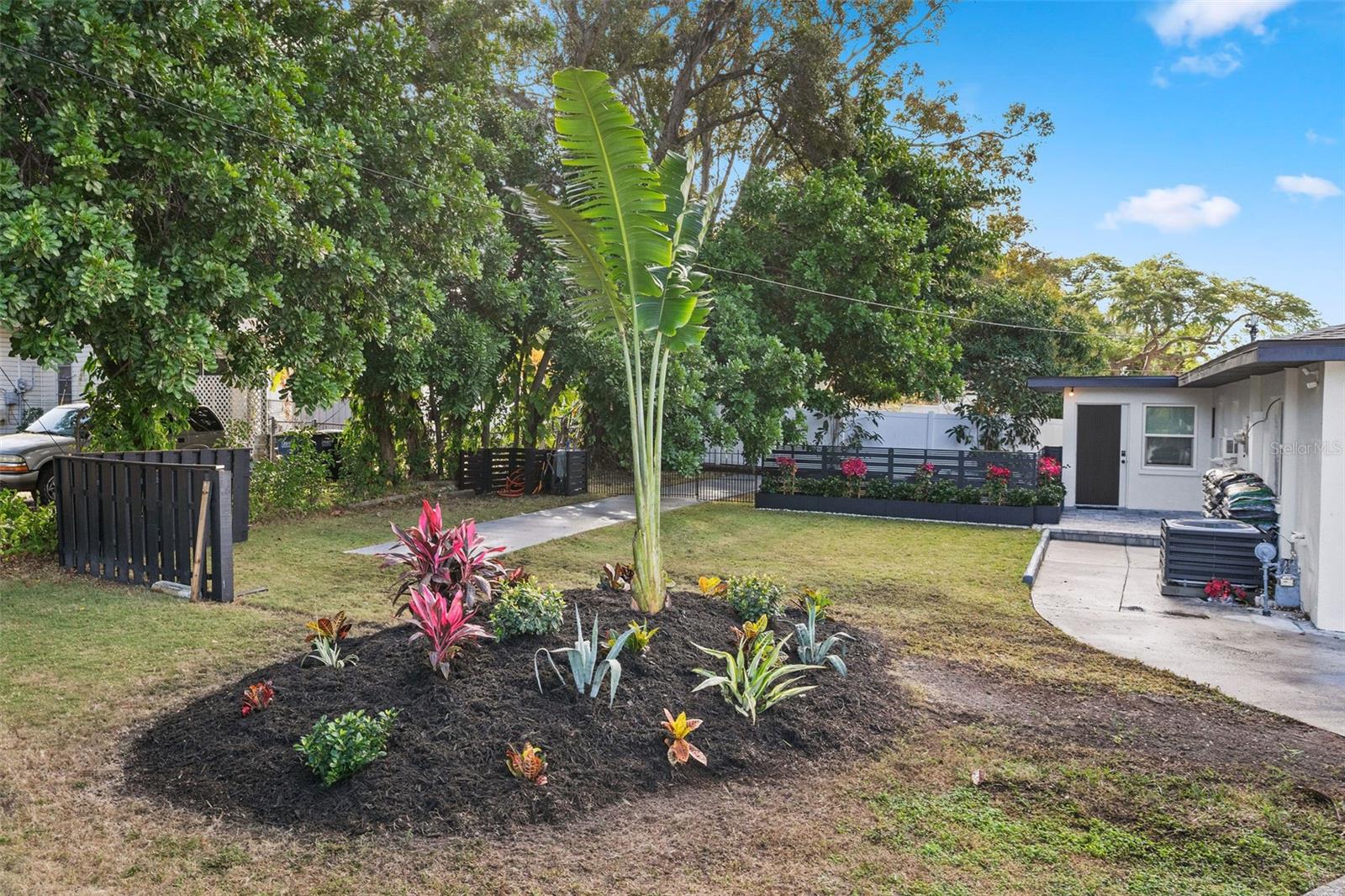 RUSSELLS SUB - Residential Lease