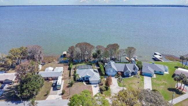 WESTERN SHORES - Residential