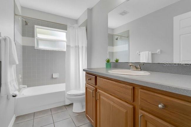 WESTERN SHORES - Residential